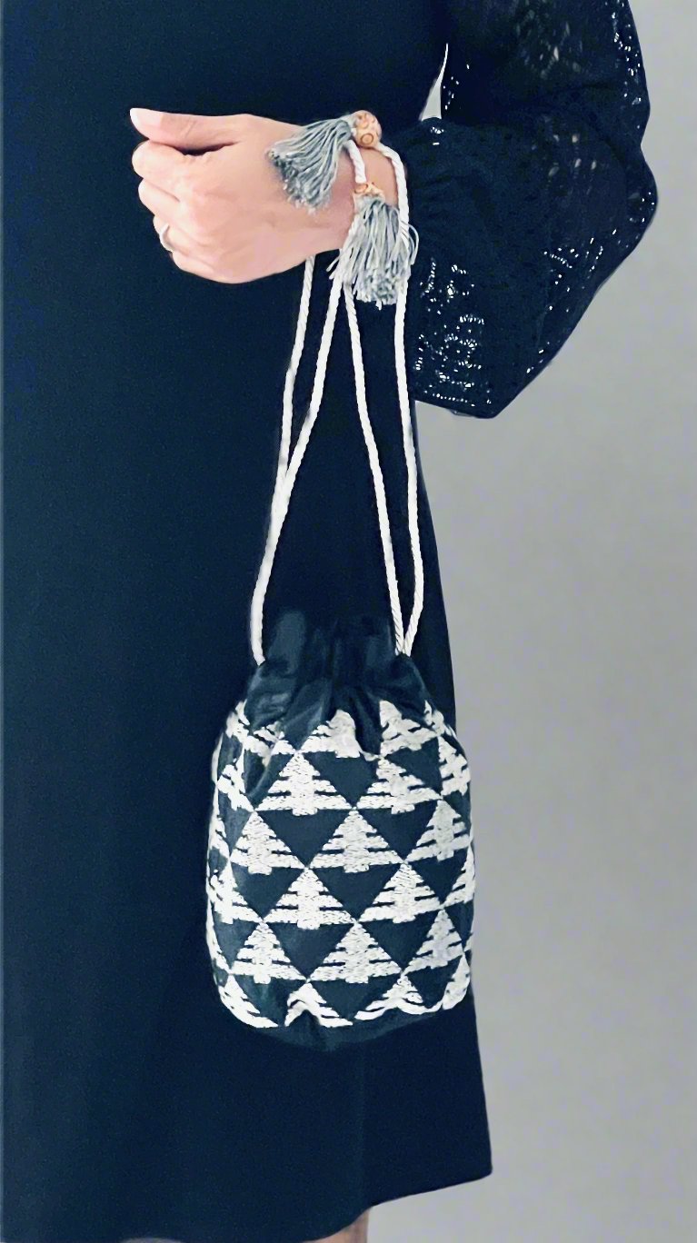 Aranya Kantha Cocktail Purse