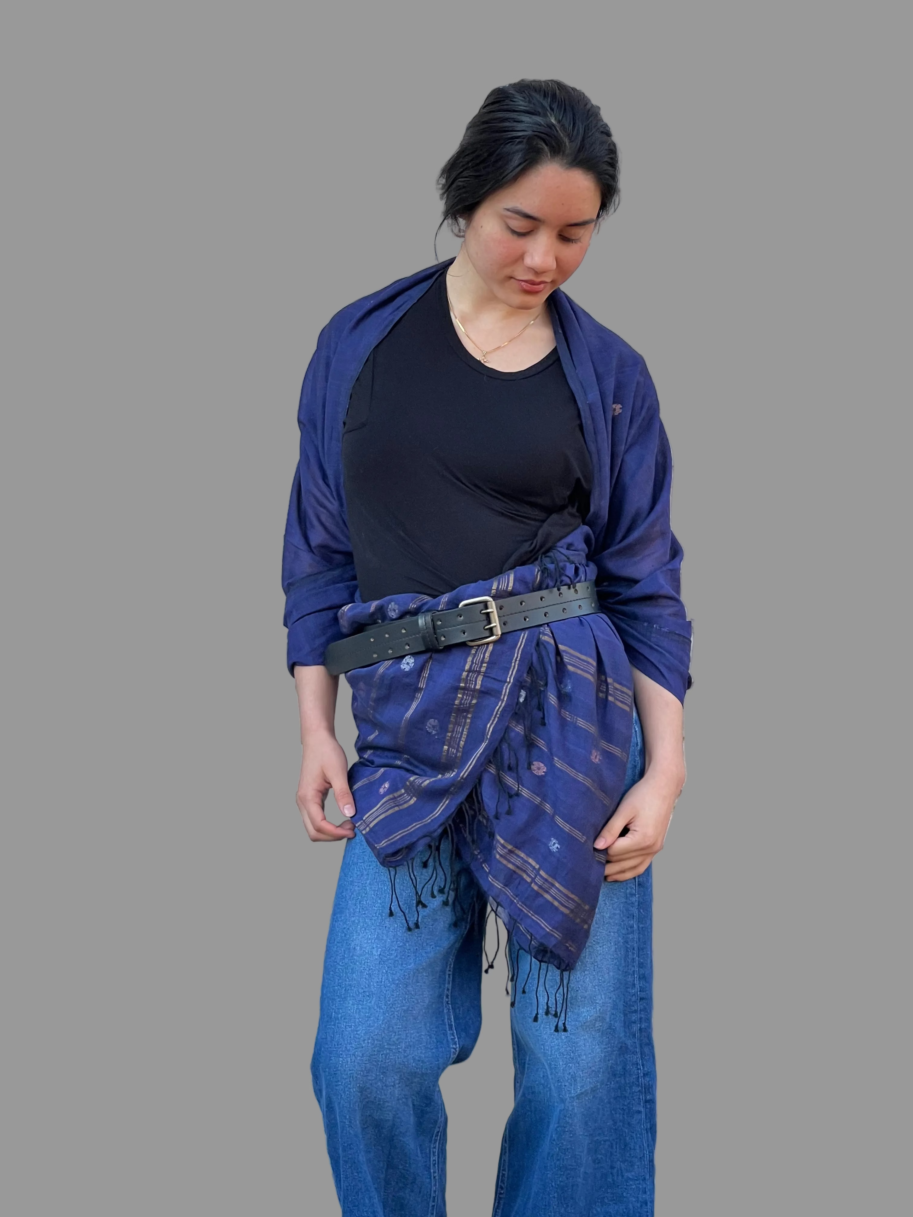 Indigo Zari Floral Jamdani Long Scarf - on model