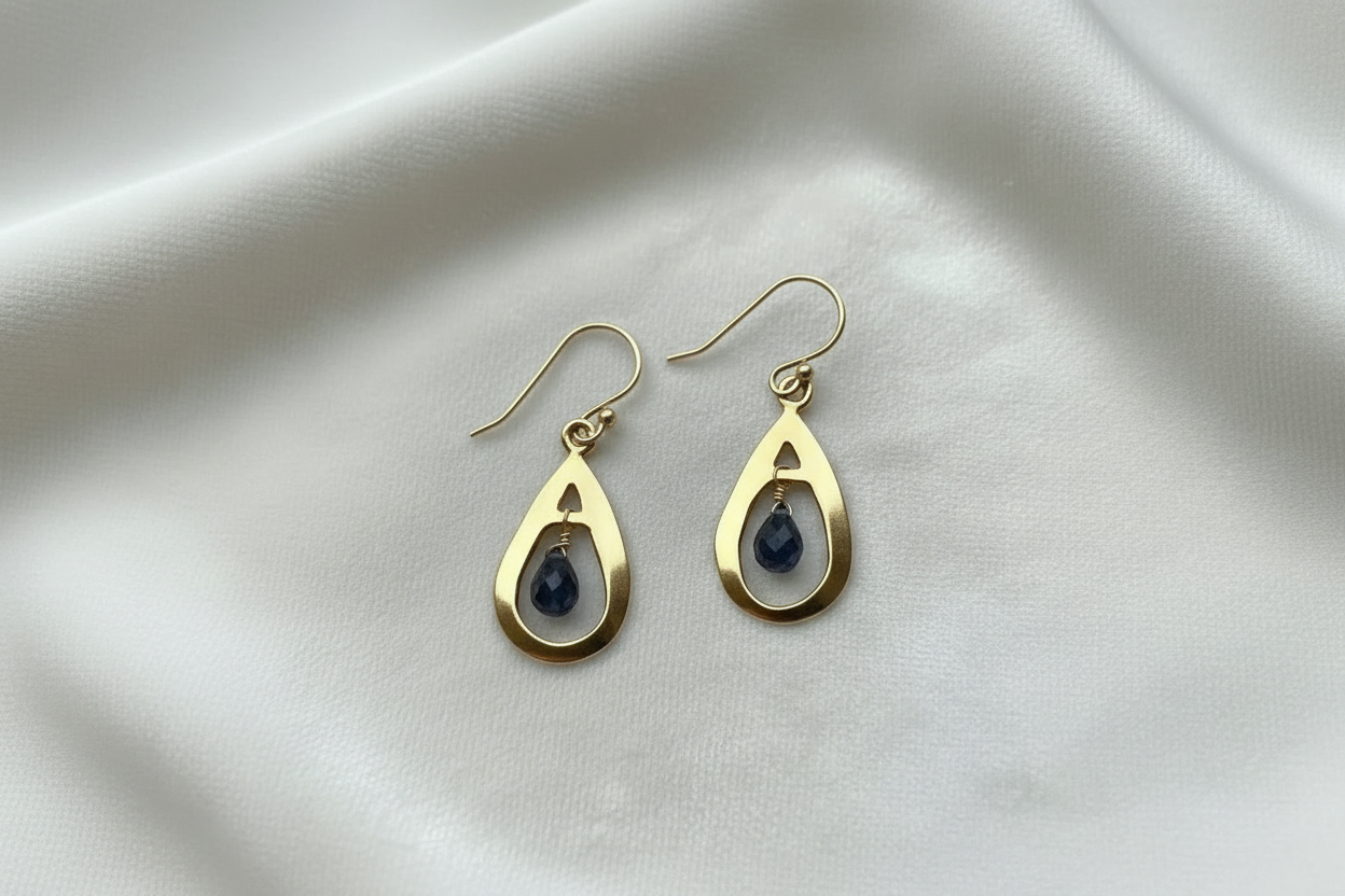 Black onyx gold plated long earrings teardrop earrings 