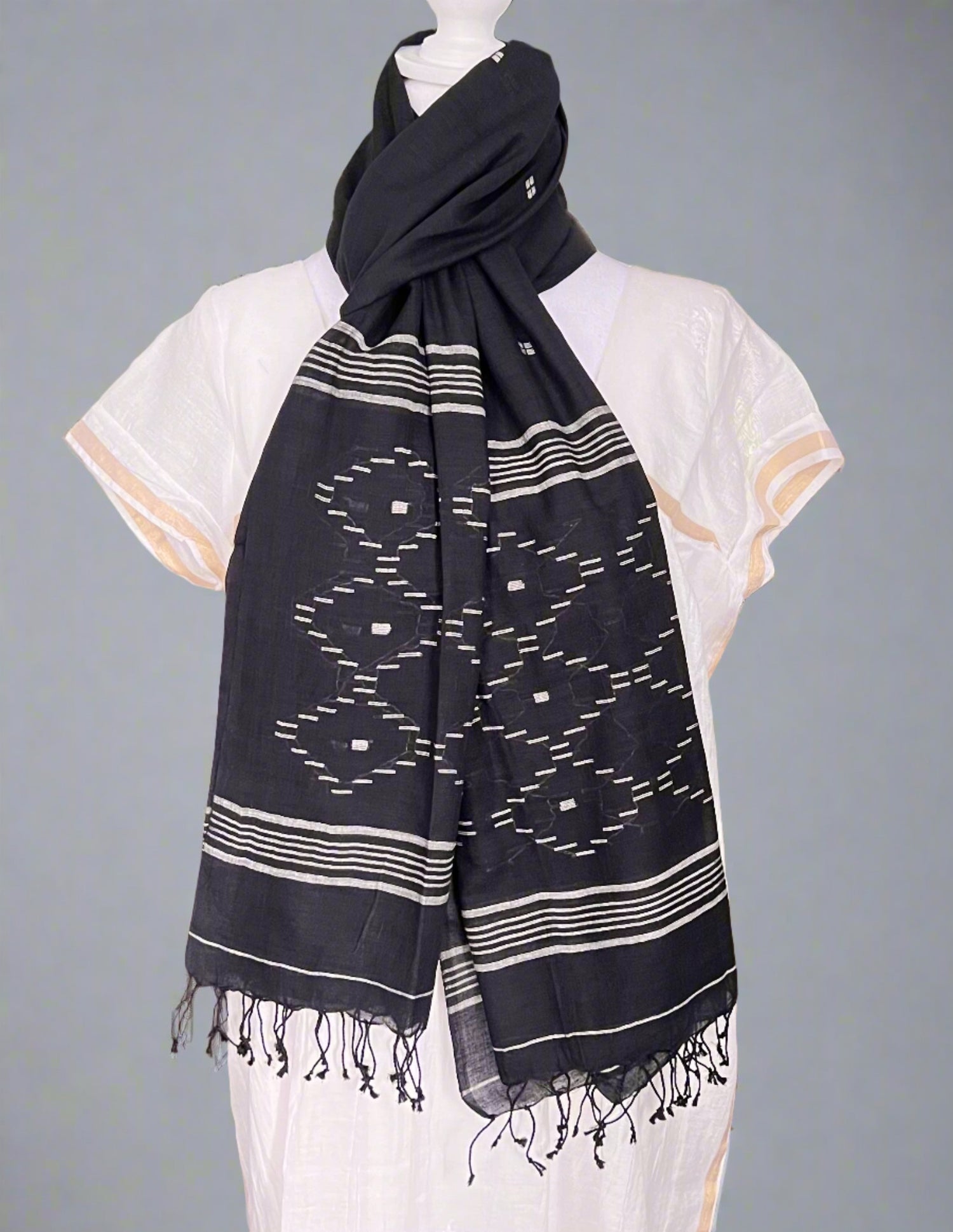 Black Beauty Jamdani Scarf