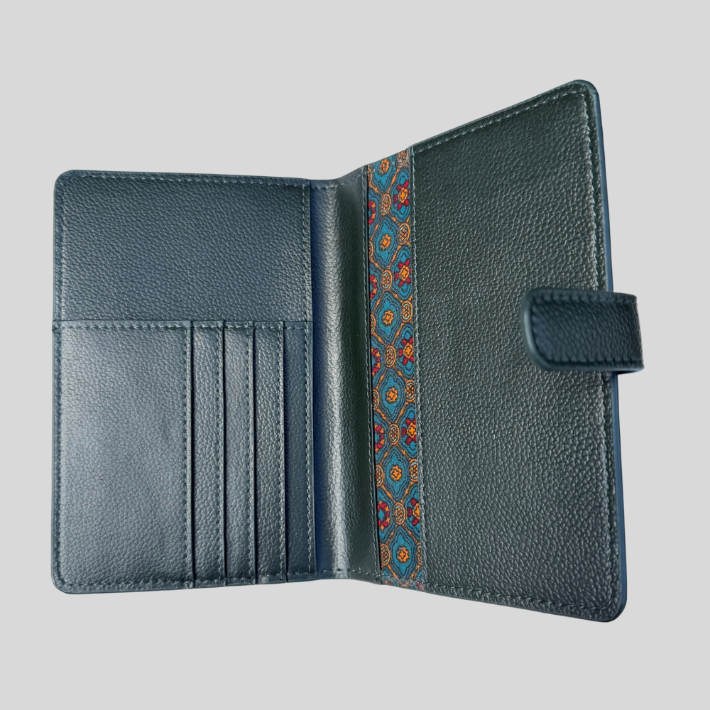 Wholesale Vegan & Sustainable Gift Collection - Dark Green Passport Holder