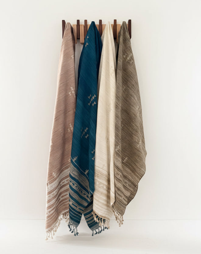 Vegan Silk-wool handwoven Jalboota throws Kutch weaving 